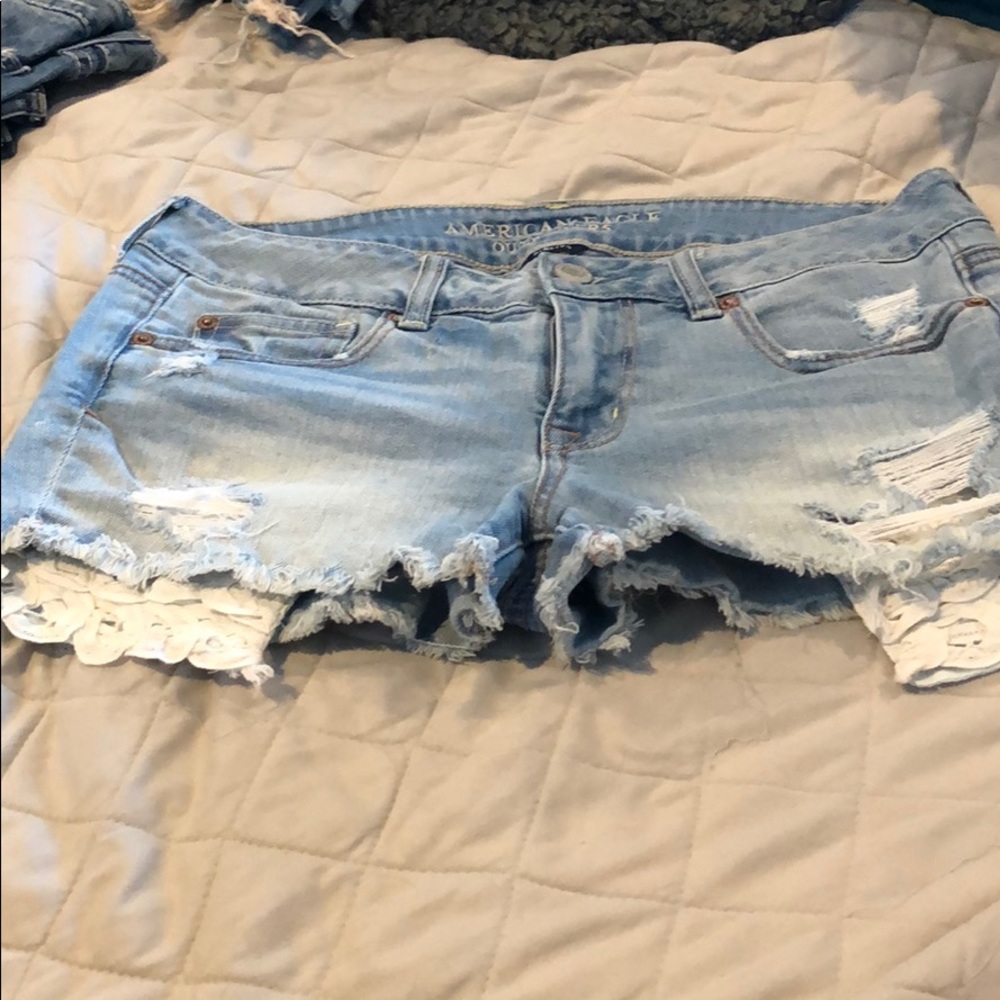 American Eagle Lace pocket shorts